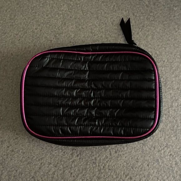 NWOT Nine to Nine Weekender Cosmetics Makeup‎ Storage Travel Bag Black - Picture 1 of 6